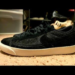 Nike Low Top Blazers
